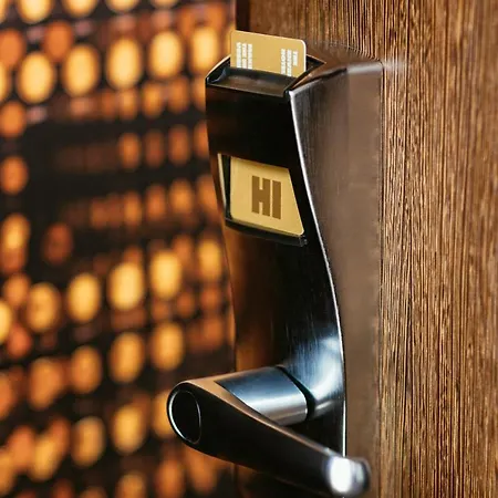 The Invisible - Golden Treasure Hotel Kosice