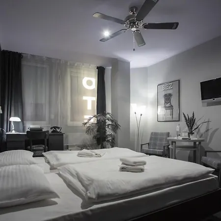 Hotel The Invisible - Golden Treasure 4*